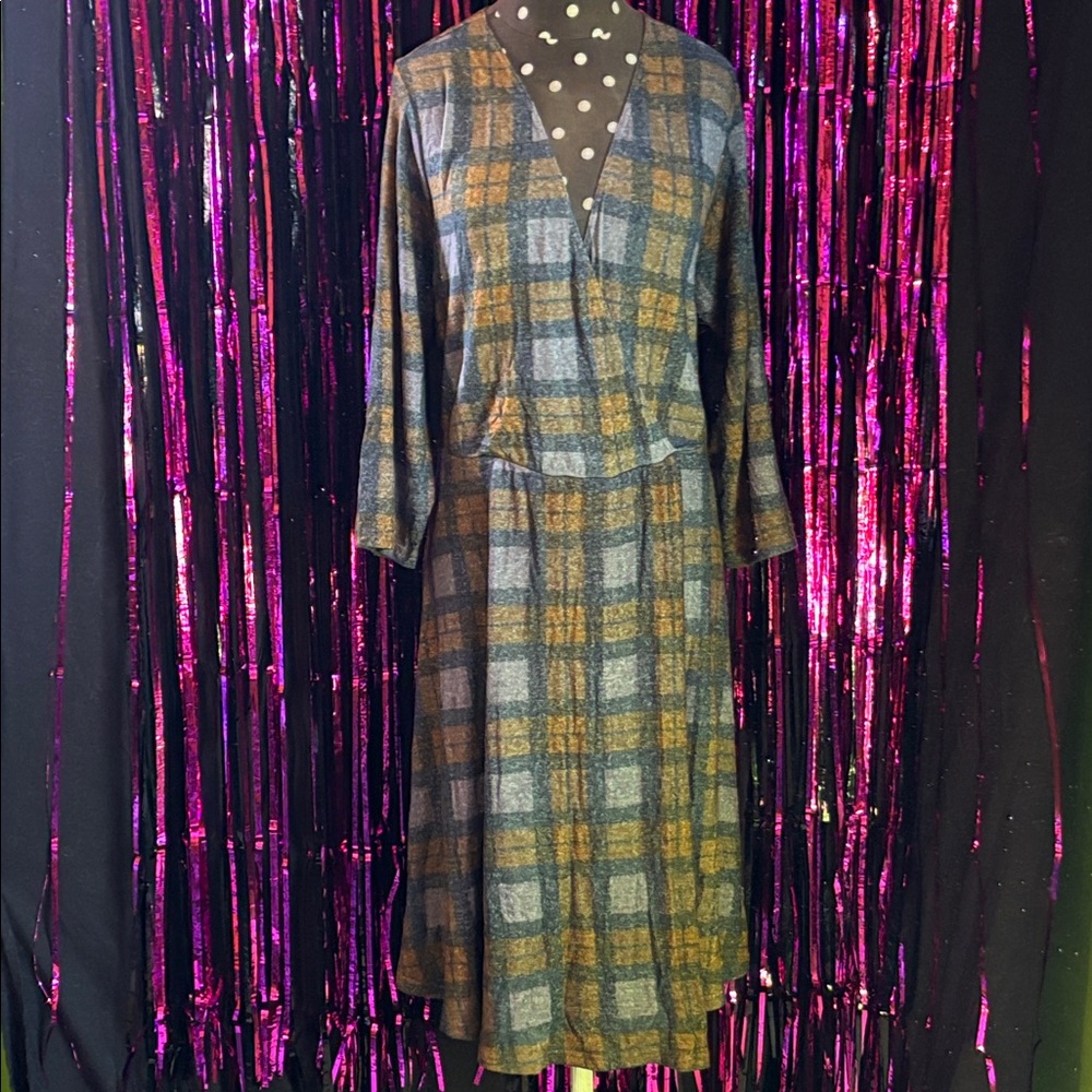 {Outlander by Torrid} Plaid Long Sleeve Dress Fall Winter - Picture 4 of 4